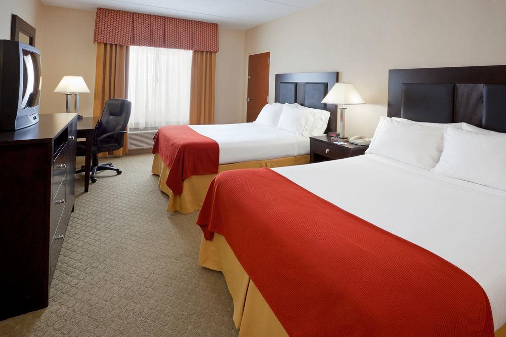 Best Western Plus Wilkes Barre-Scranton Airport Hotel Pittston Exterior photo